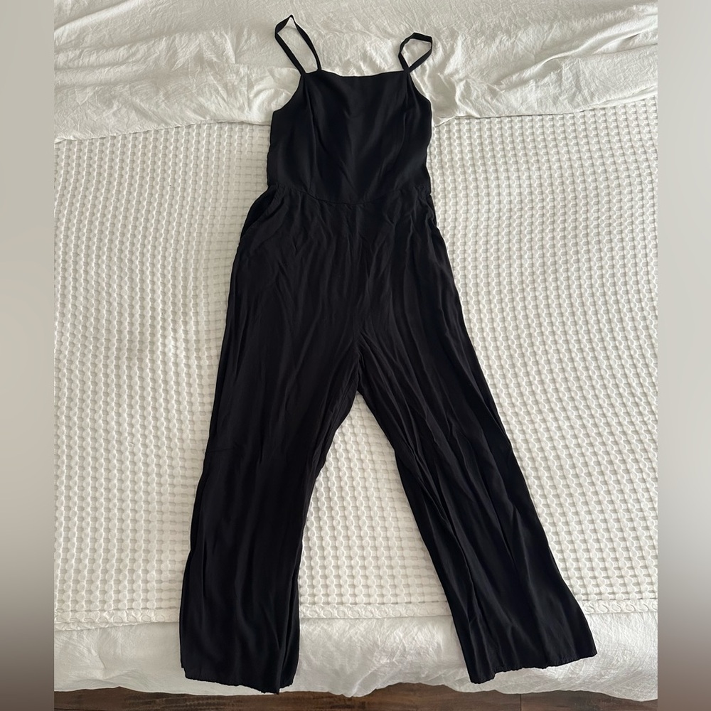 Old Navy Black Sleeveless Jumpsuit with High Neckline and Straight Legs